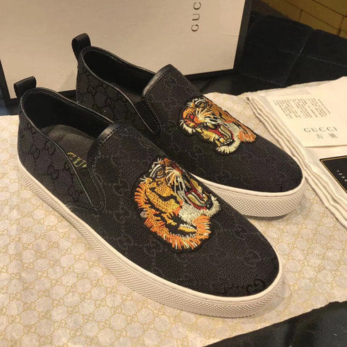 구찌 타이거자수 슬립온