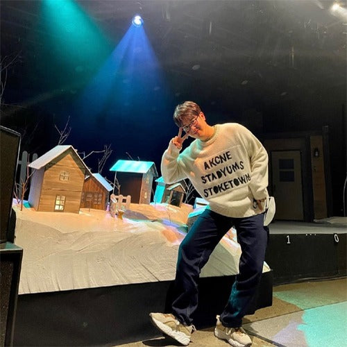 (국내배송) 아크네 스튜디오 페이스 로고 크루넥 울 니트 - 연예인 피오착용!! - 남여공용!! -